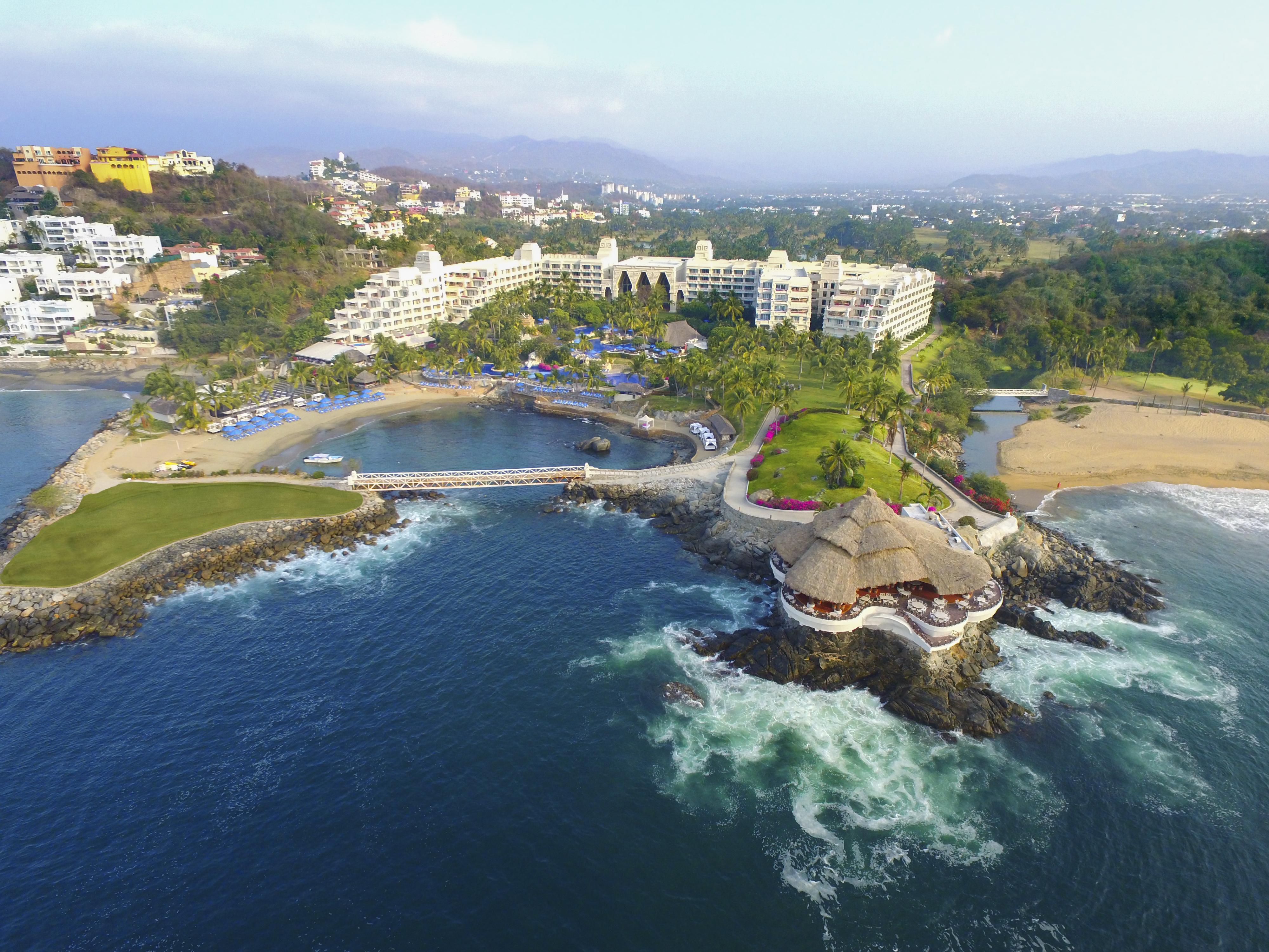 바르셀로 카르미나 - 올 인크루시브 호텔 만사니요 외부 사진 Aerial view of Puerto Vallarta